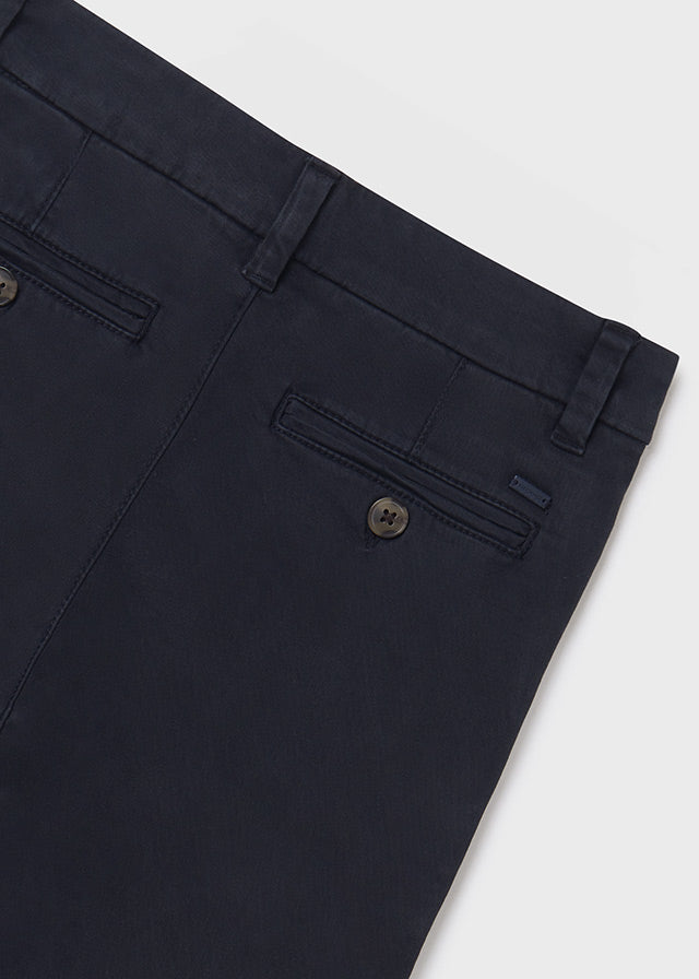 Pantalón chino básico