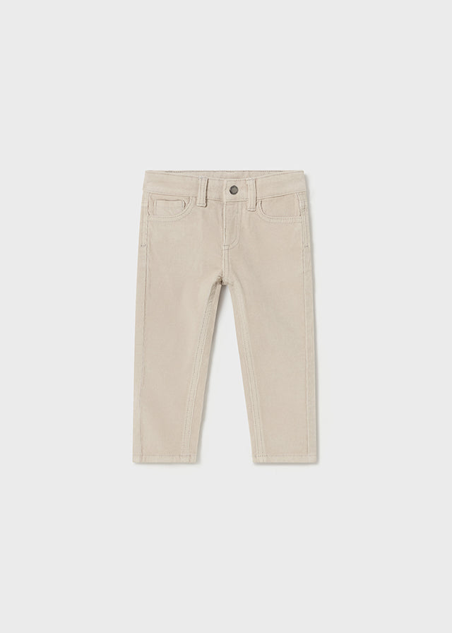 Pantalon Pana slim fit basico