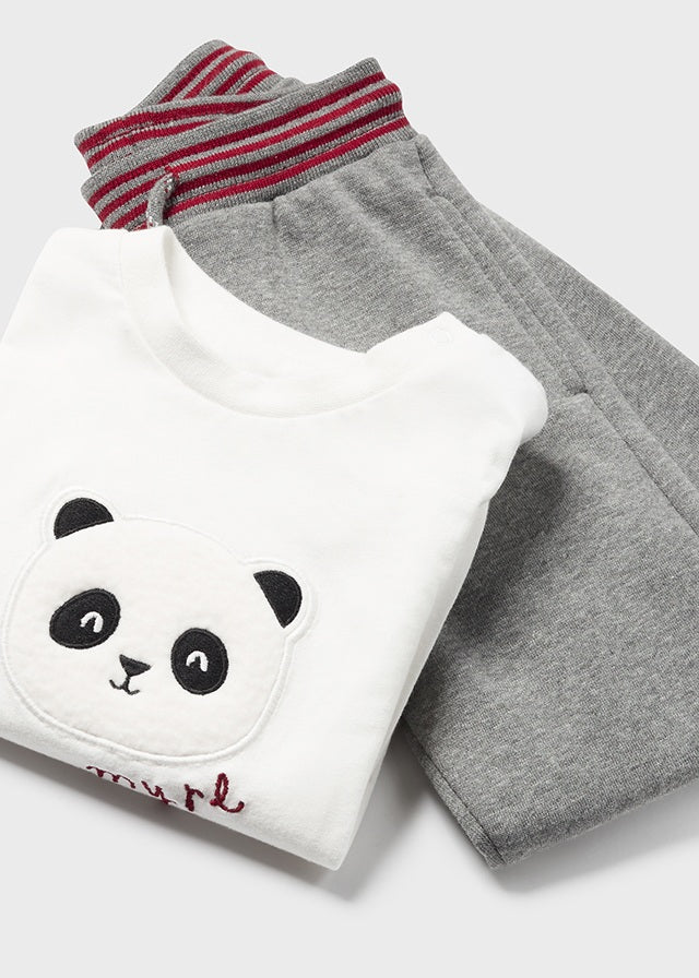 Chandal sin capucha y camiseta