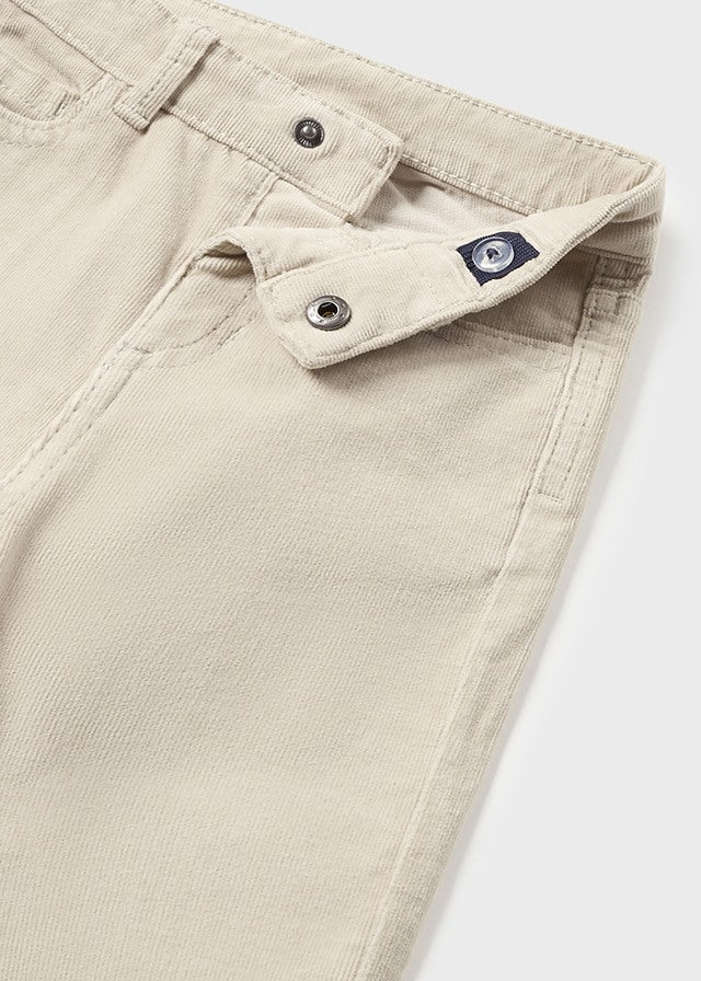 Pantalón slim fit