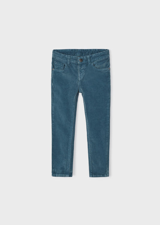 Pantalón pana slim fit básico