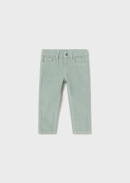 Pantalon Pana slim fit basico