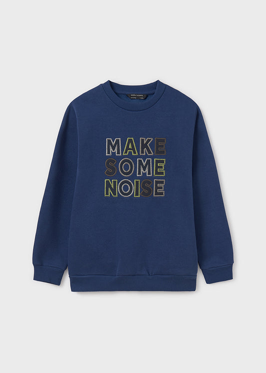 Pullover aplique bordado