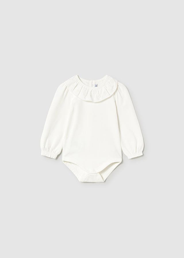 Body cuello bordado