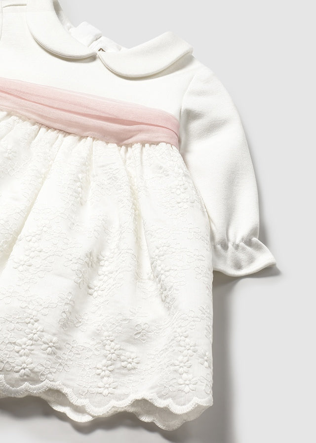 Vestido combinado bordado