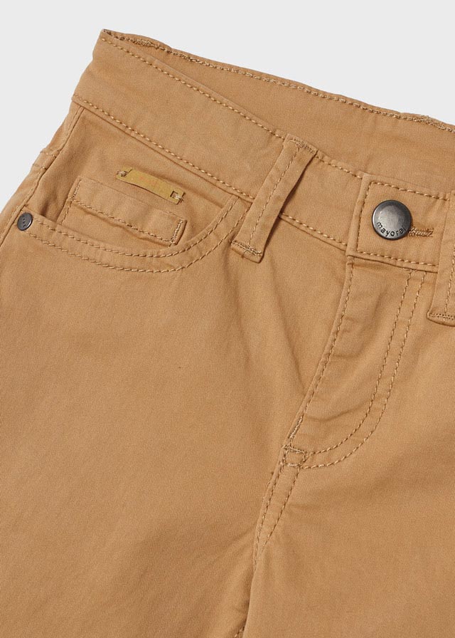 Pantalon sarga slim fit basico