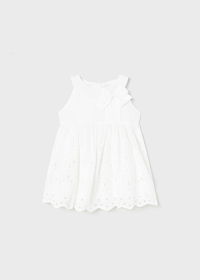 Vestido perforado