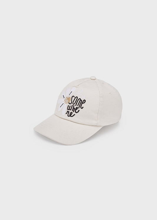 Gorra beige bordado