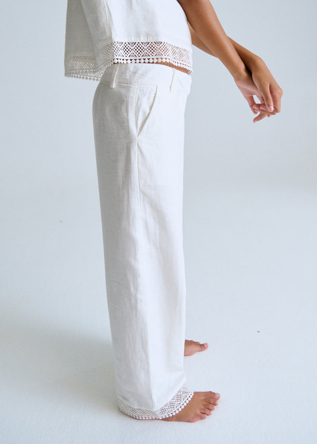 Pantalon largo cinta bordada